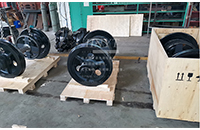 云南湘潭礦用電機(jī)車(chē)配件發(fā)往歐洲某礦山