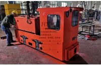 湘潭5噸礦用電機(jī)車用的什么牽引電機(jī)？